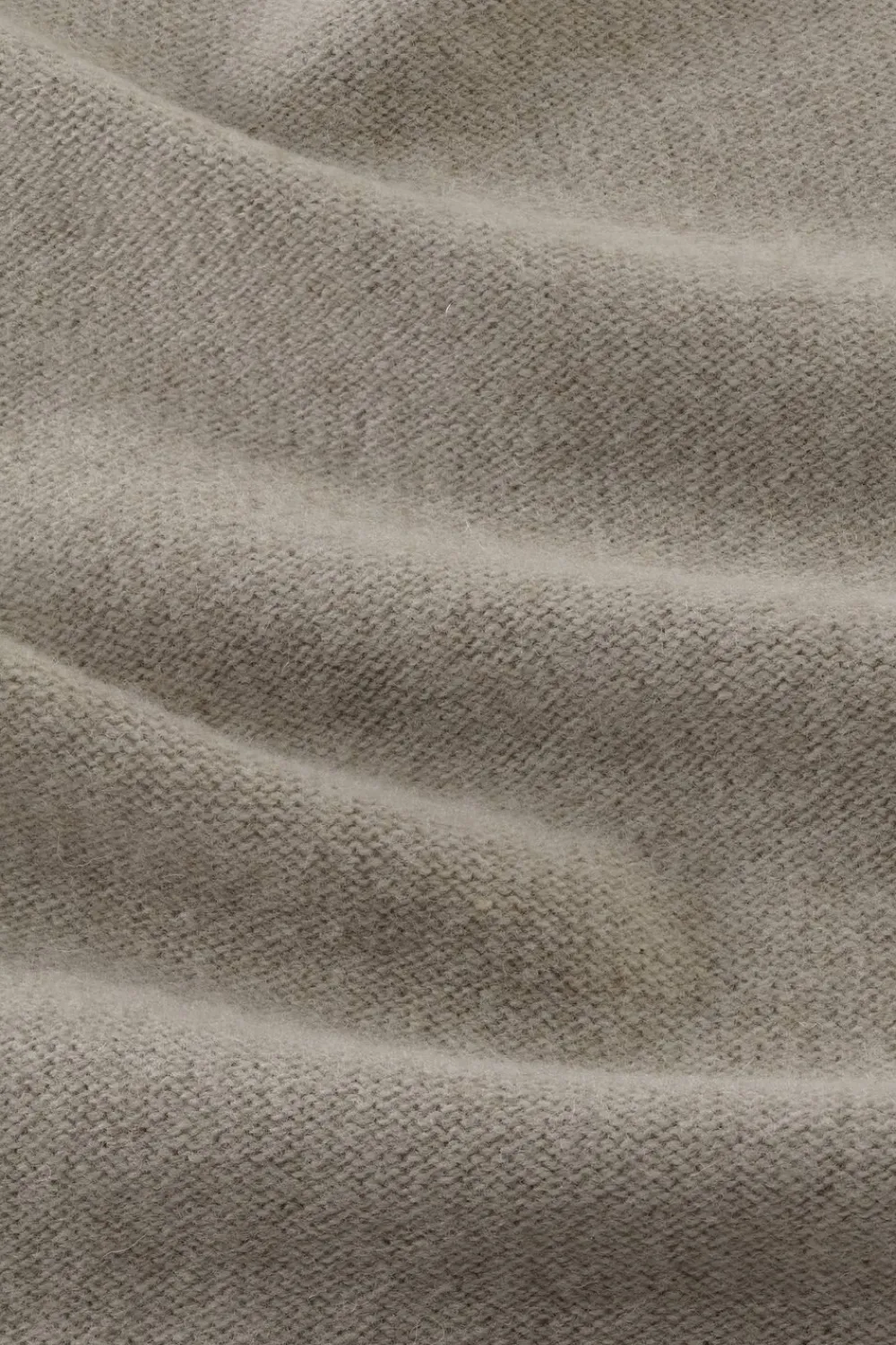 NN.07 Triangle Scarf 6623