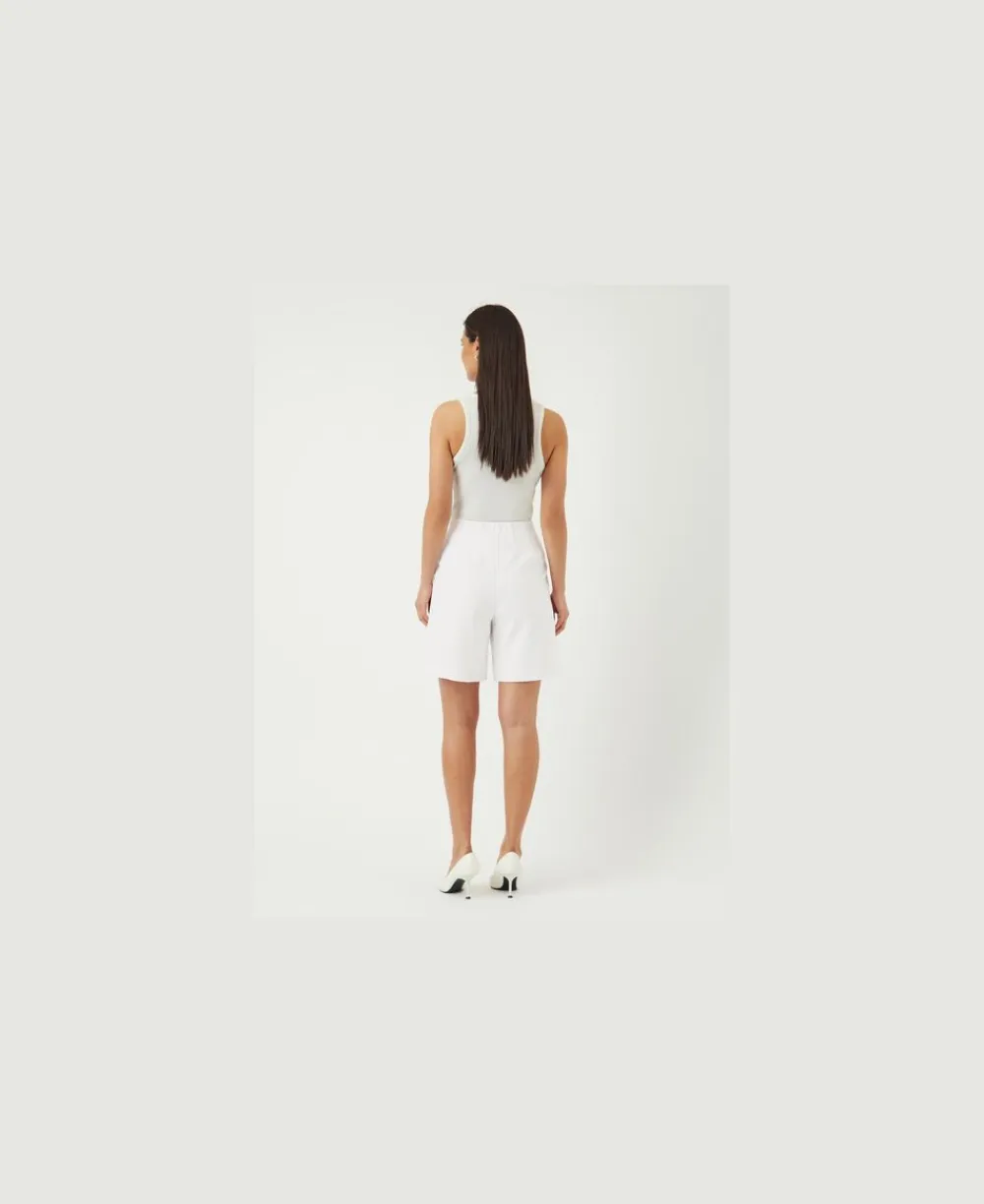 ILEA HW SHORTS>YAS Sale